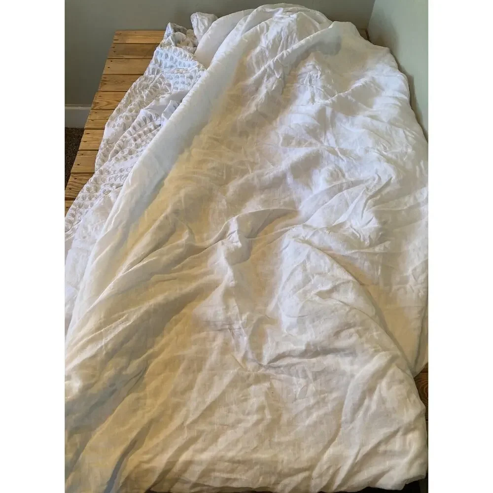 Restoration Hardware Embroidered Linen Duvet King Size 102x80 White Damaged